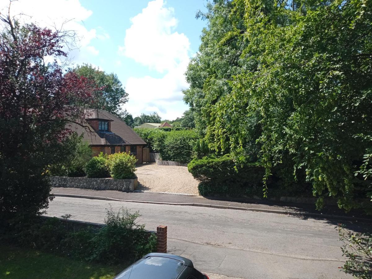 Oak End Lodge Sevenoaks Exterior photo